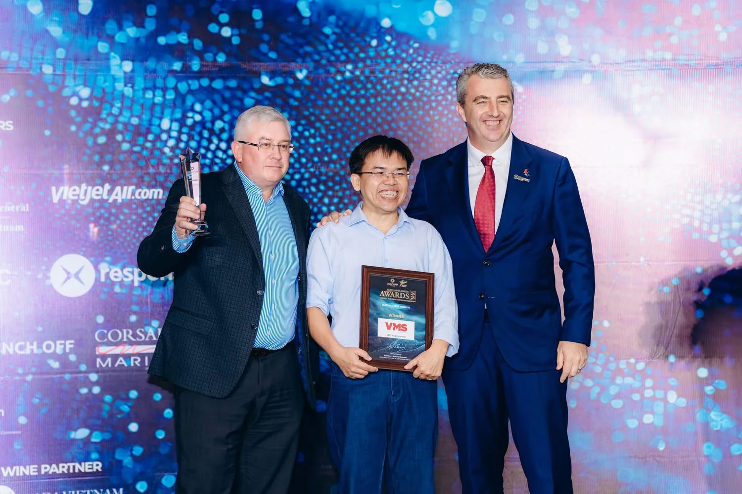 VMS Manufacturing Wins Leading LARGE Business Award at the AusCham ...