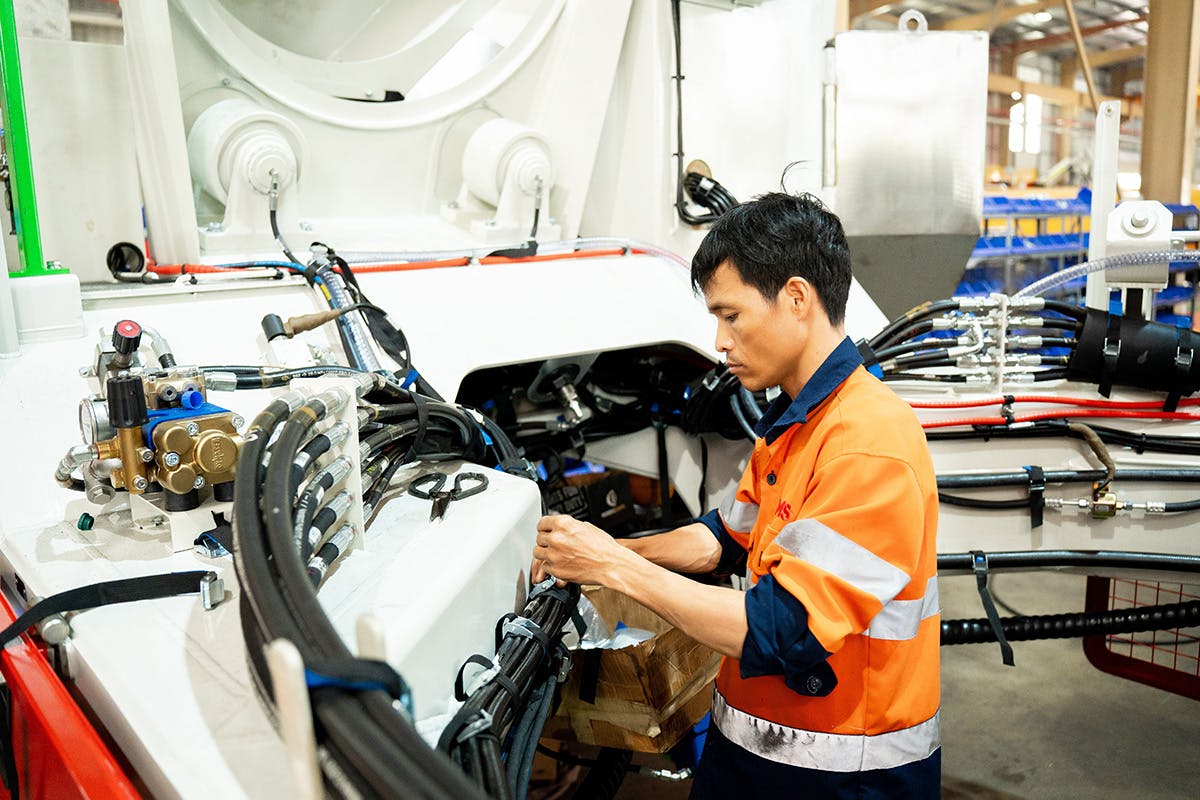 vms Capabilities Hydraulics Body-image-1